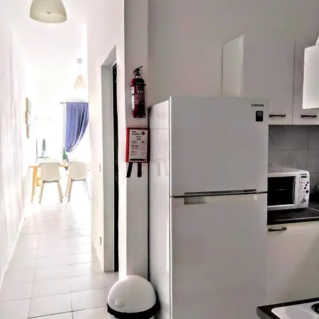 Beach Front, Great Location, Stunning View Apartament St Paul's Bay